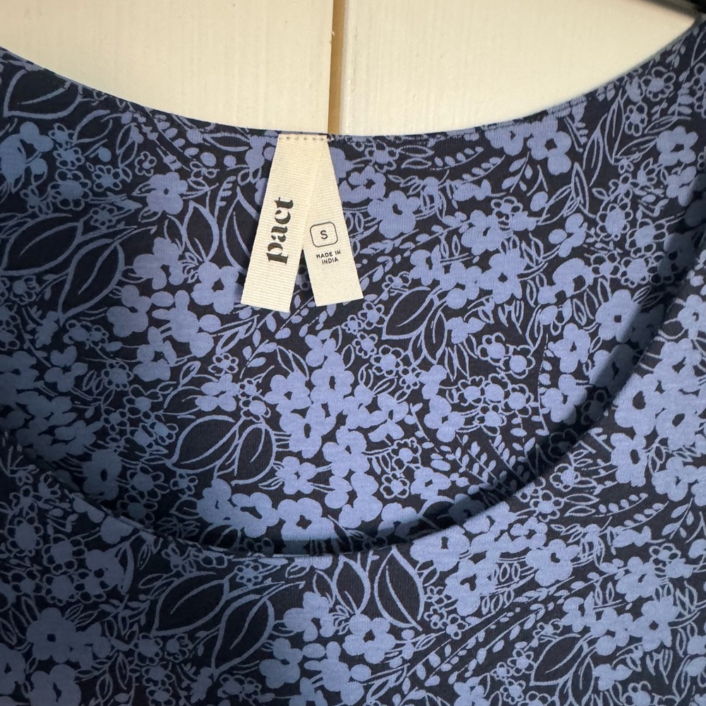 NWOT Pact Organic Cotton Navy Blue Fit & Flare Signature Scoop Dress Small - Picture 3 of 4